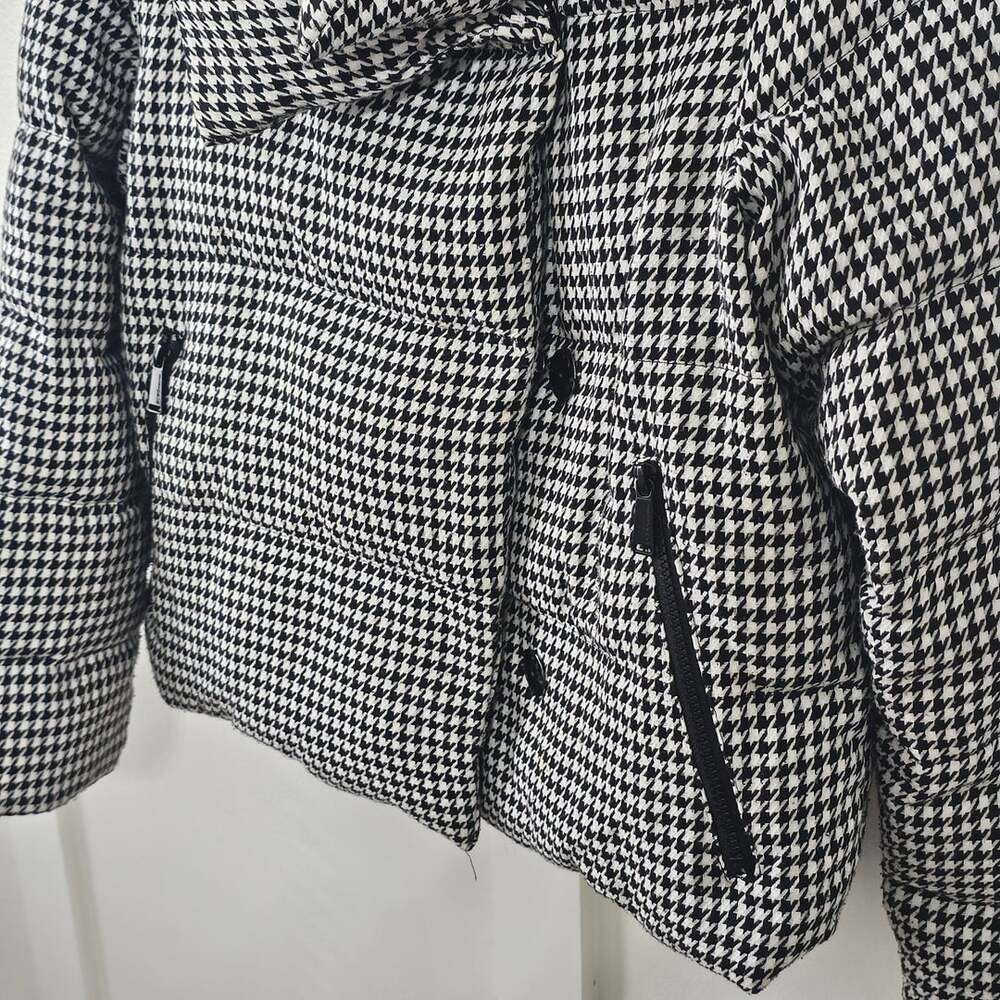 BCBGeneration Women’s M Houndstooth Puffer Jacket Black White Cropped Preppy - Picture 4 of 10